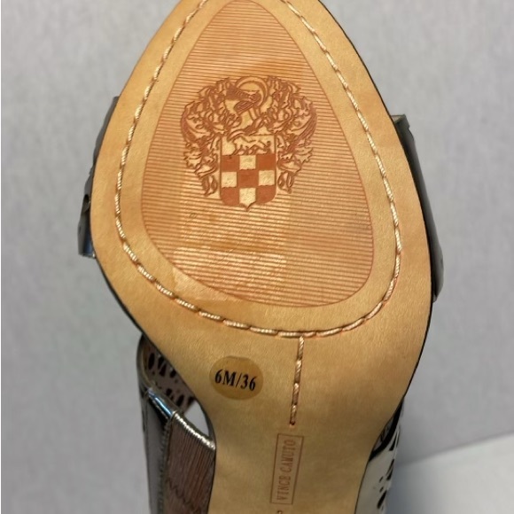 Vince Camuto high heels shoes, size 6M, new with tag. - Picture 11 of 12